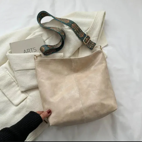 Chelsey’s Charm | Shoulder Bag