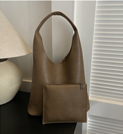 Sophia Handbag - White Complimentary Matching Make-up Bag