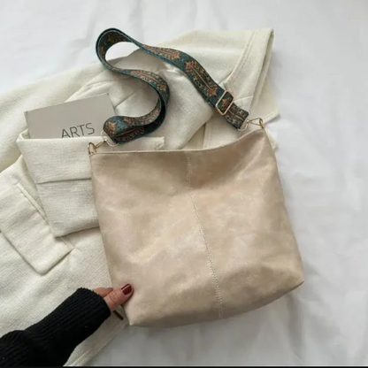 Chelsey’s Charm | Shoulder Bag